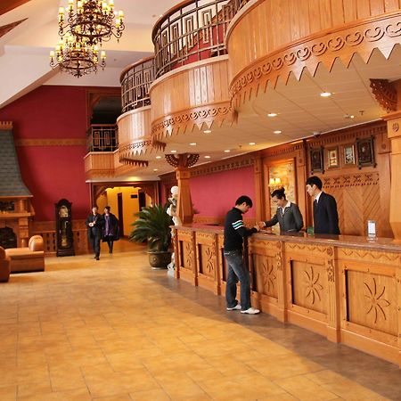 Harbin Volga Manor Hotel Exterior photo